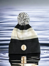 Load image into Gallery viewer, Winter Pom Hat
