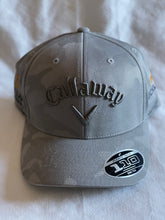Load image into Gallery viewer, Callaway Camo Snap Back
